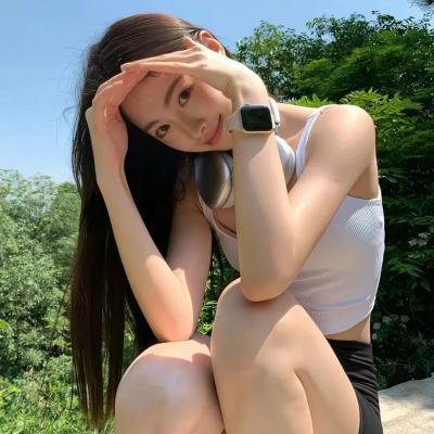 一个叫阿宝的男孩